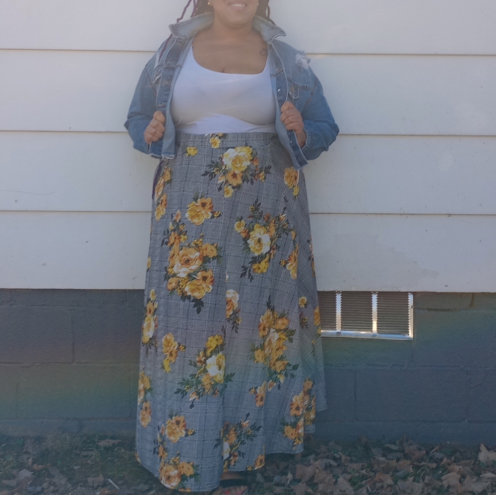 Floral And Plaid Maxi Skirt - Picture 6 of 7